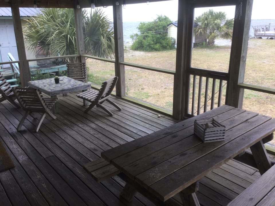 Large screened porch to enjoy summer evenings, nights, and meals!