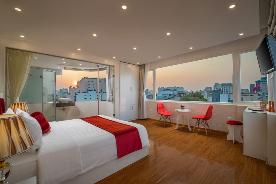 Royal Panorama Suite City View | Memory foam beds, minibar, in-room safe, blackout drapes