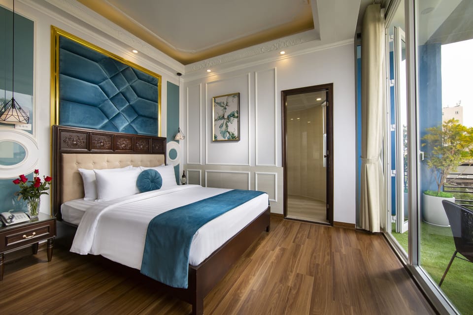 Premium Suite Large Balcony City View | Memory foam beds, minibar, in-room safe, blackout drapes