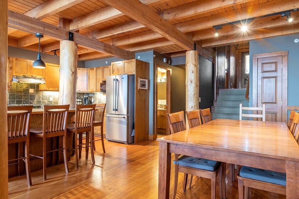 Dining table sits 8. Plus 4 counter chairs in the kitchen. 