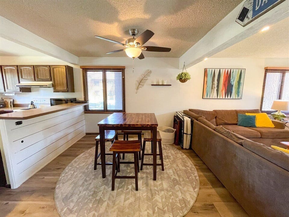 Wildflower 27- Dining Table with Seating for 4 people