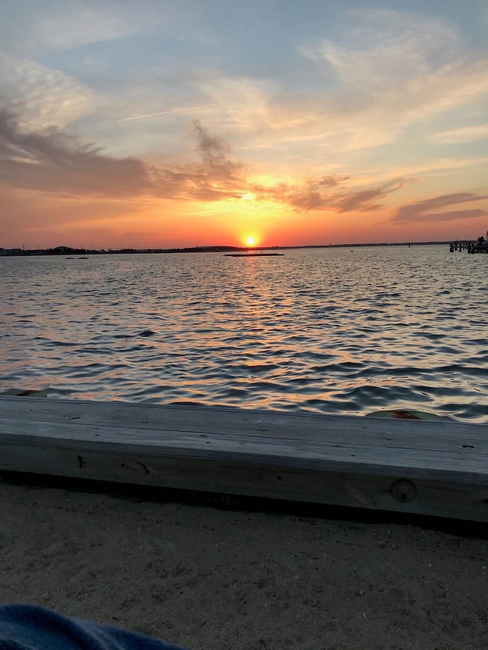 Division Ave bay view, includes boat ramp, tennis/paddle ball, basketball courts