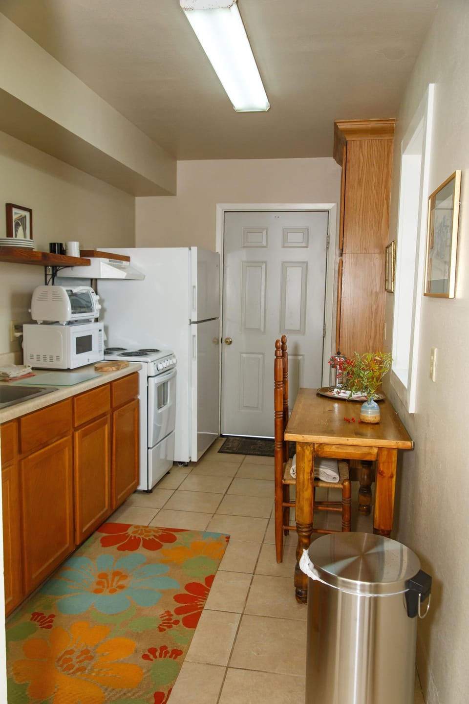 Studio | Private kitchen | Coffee/tea maker, fridge, microwave, oven