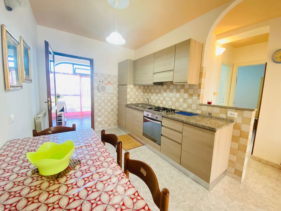 Apartment, 2 Bedrooms, Ground Floor | Private kitchen | Full-size fridge, oven, stovetop, cookware/dishes/utensils