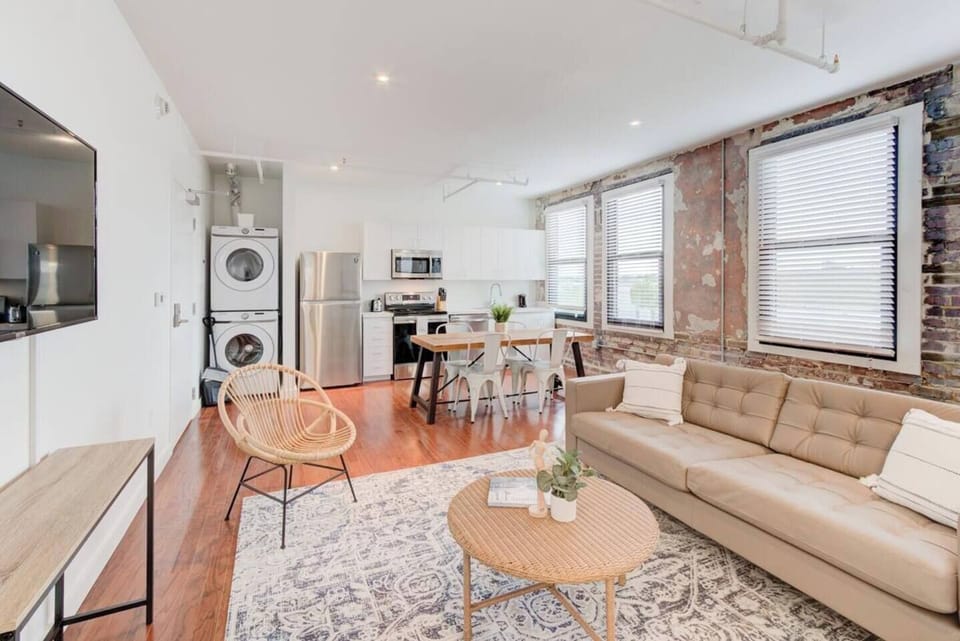 Full-size washer & dryer for your convenience during longer stays.Spacious refrigerator to keep drinks cold and store leftovers or takeout.