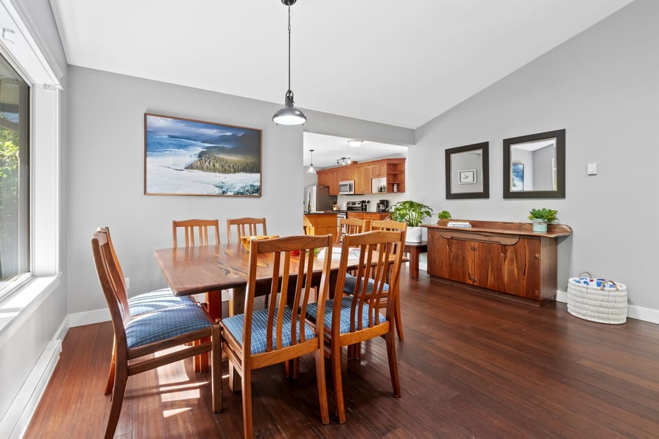 Enjoy meals together in this beautiful space