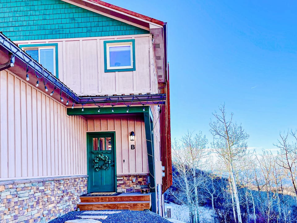 Welcome to our modern cozy mountain home at Powderhorn Resort!