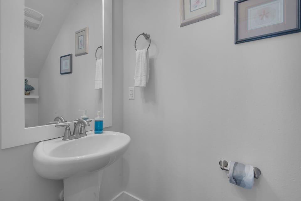 Main floor Half Bath