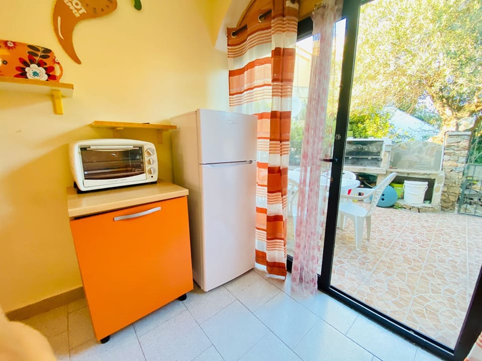 Apartment, 2 Bedrooms | Courtyard view
