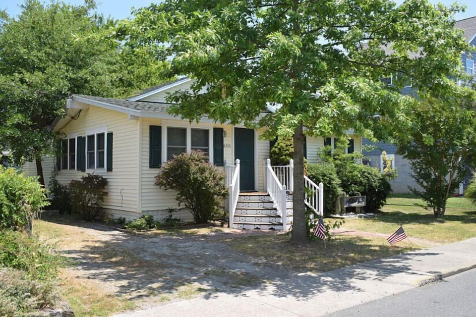 Great in-town location for this one-story house