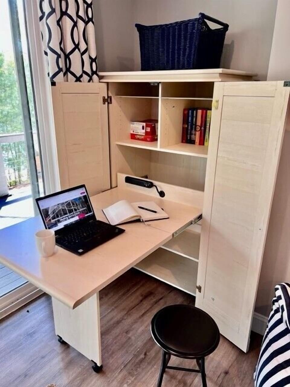 If you work remote, might as well have a great view!