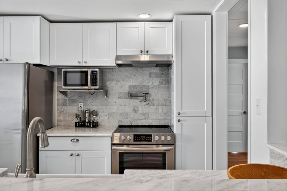 Updated kitchen to cook in!