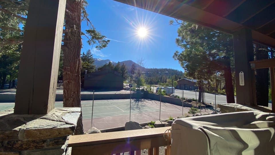 Condo, 1 Bedroom | Property grounds