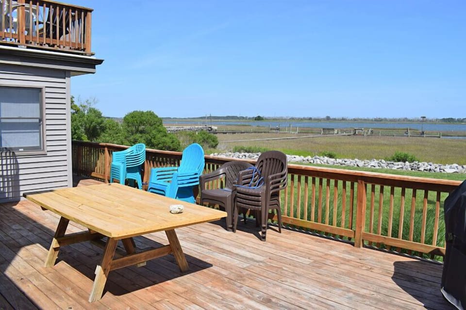Waterview Deck 