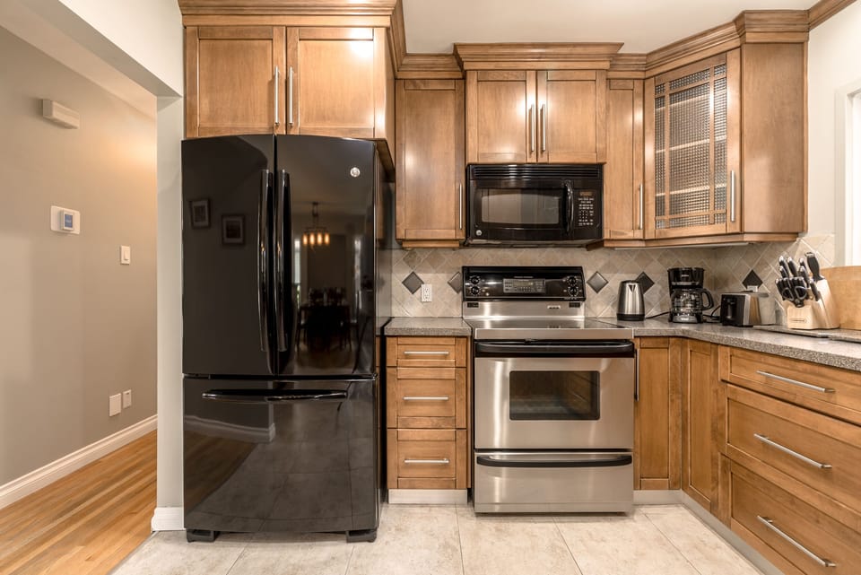 clean kitchen