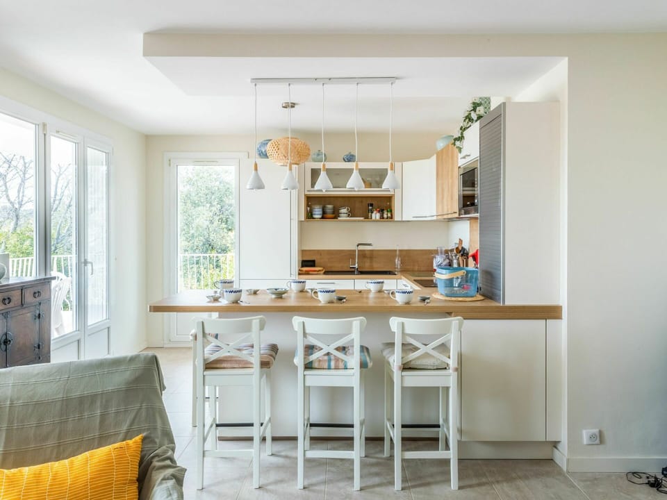 Table, Cabinetry, Furniture, Property, Window, Countertop, Chair, Wood, Shelving, Shelf