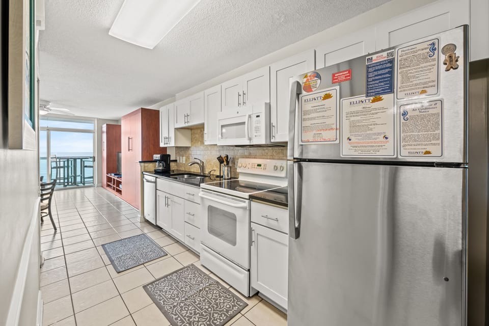 A fully stocked kitchen makes meal preparation a breeze.