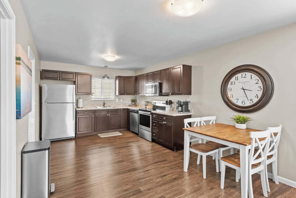 Kitchen/Dining