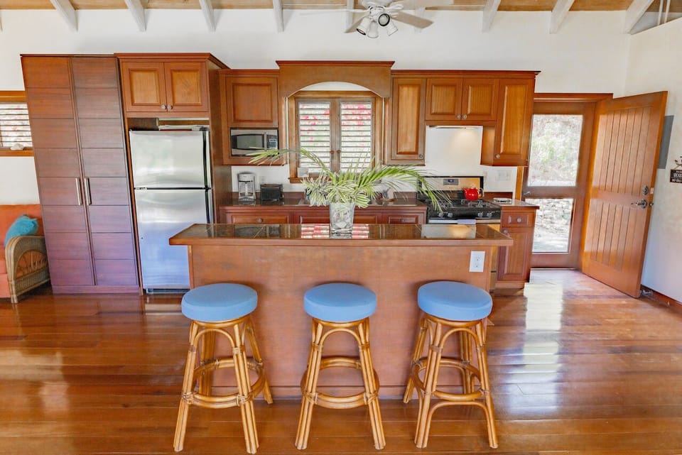 Fully equipped kitchen