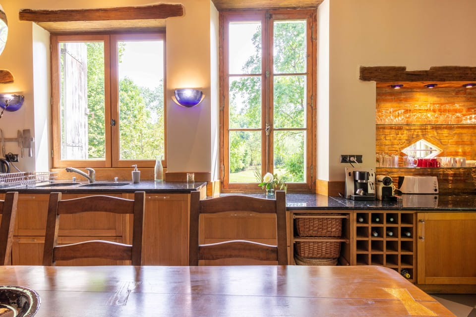 Kitchen window