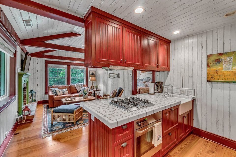 Boathouse kitchen