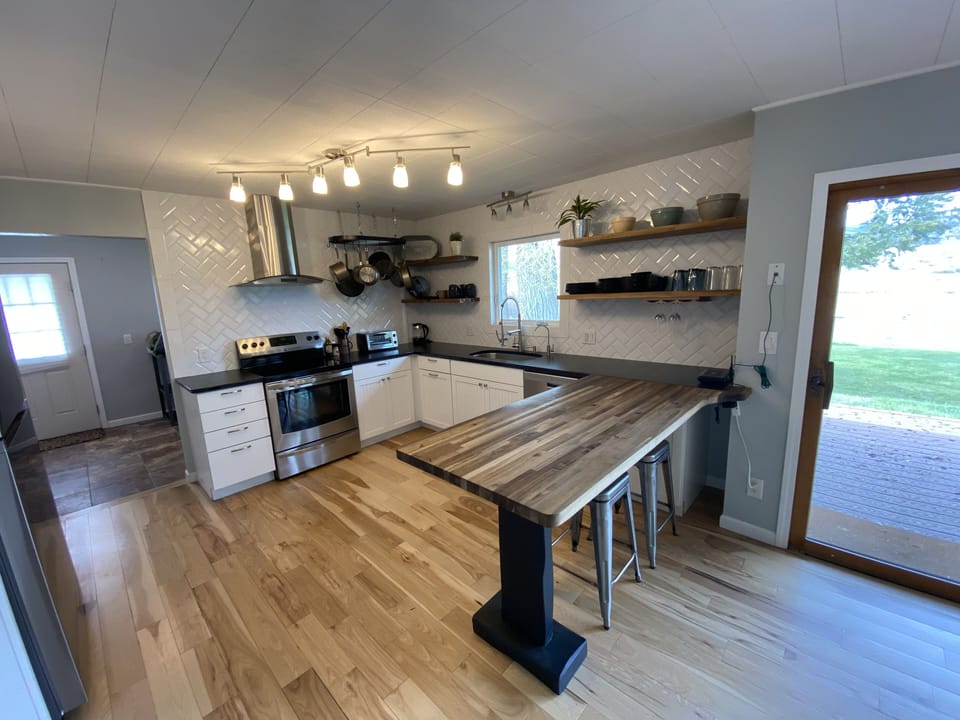 Fully renovated kitchen