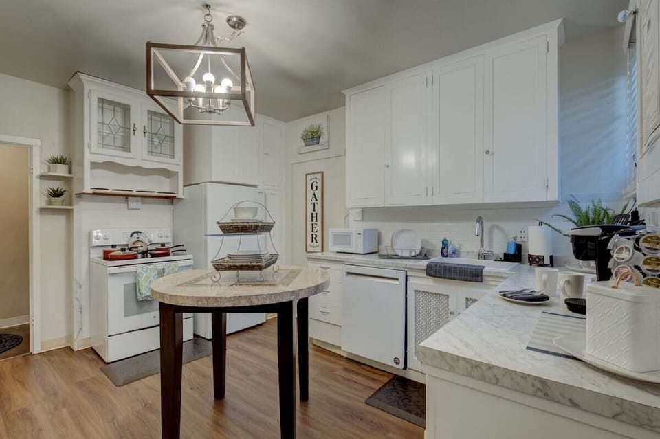 Open and bright, the kitchen provides everything you'll need to whip up a tasty meal. #stayrenostonehouse