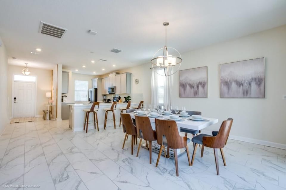 Villa, 5 Bedrooms | Private kitchen | Coffee/tea maker, microwave, toaster, blender