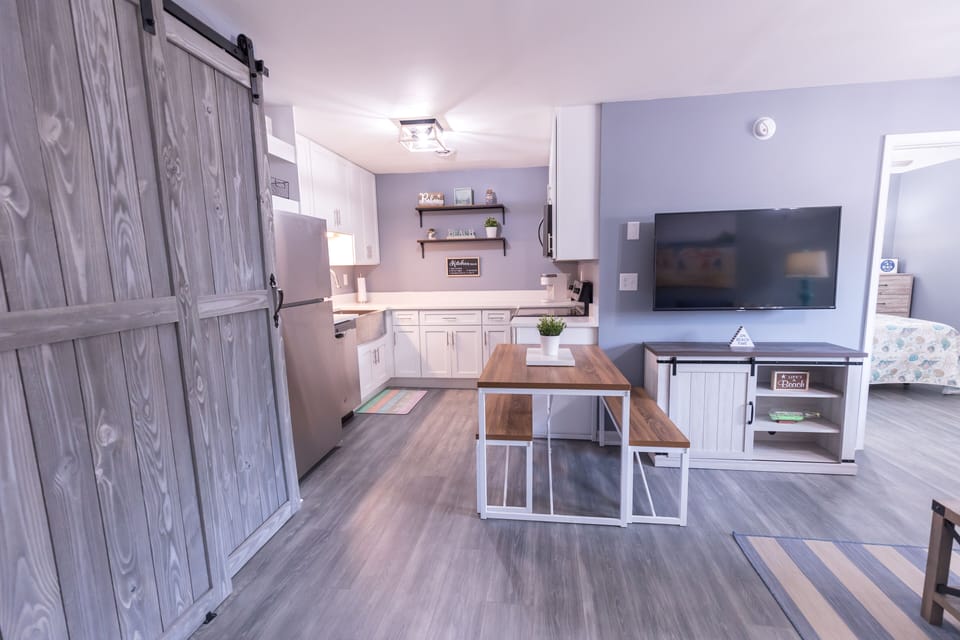 Large Kitchen Fully Stocked
