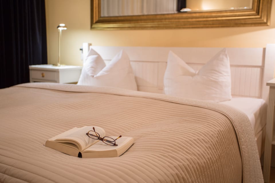 Double Room | Desk, blackout drapes, free WiFi, bed sheets