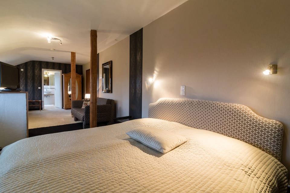 Standard Triple Room, Multiple Beds | Minibar, individually decorated, desk, laptop workspace