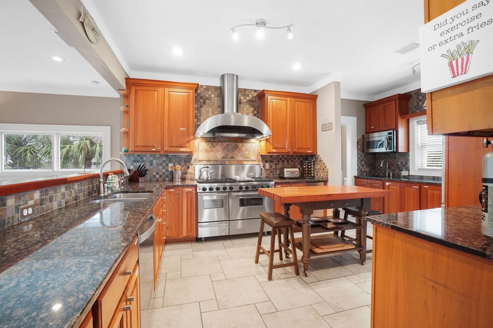Spacious Kitchen