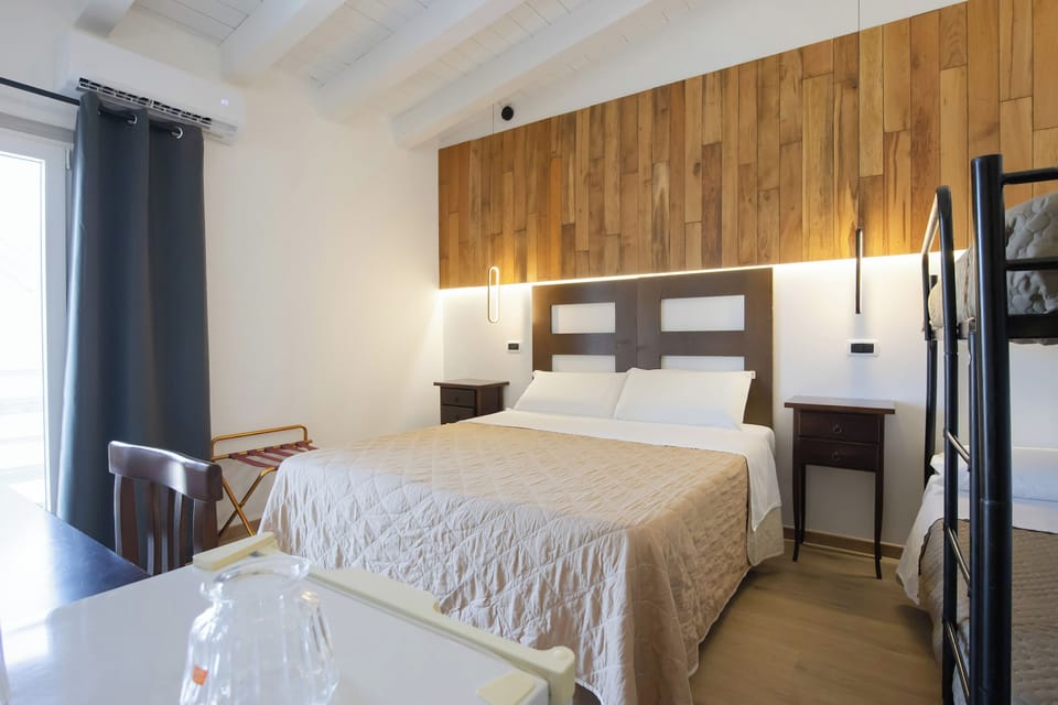 Exclusive Room, Balcony | Memory foam beds, free WiFi