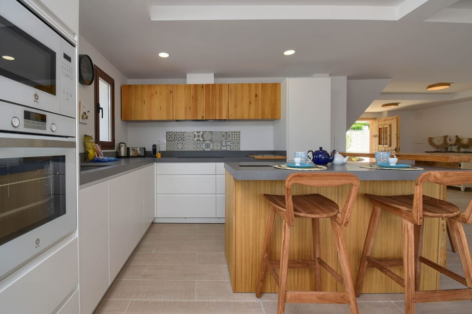 Open kitchen