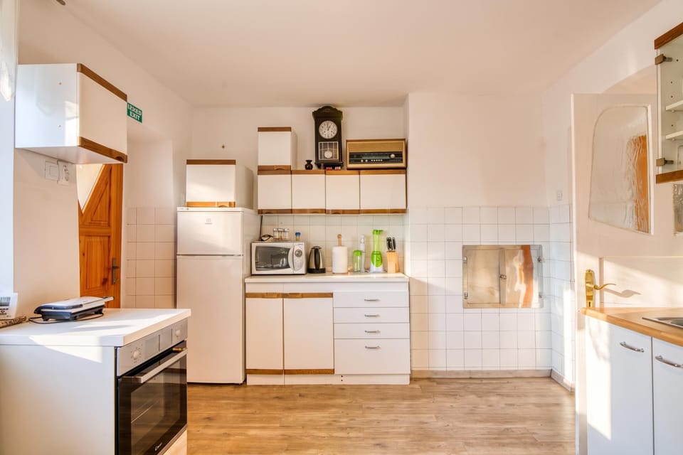 Family House, 2 Bedrooms, Fireplace, Mountainside (Farmhouse Blackberry Pool&Wellness) | Private kitchen | Coffee/tea maker, fridge, microwave, oven