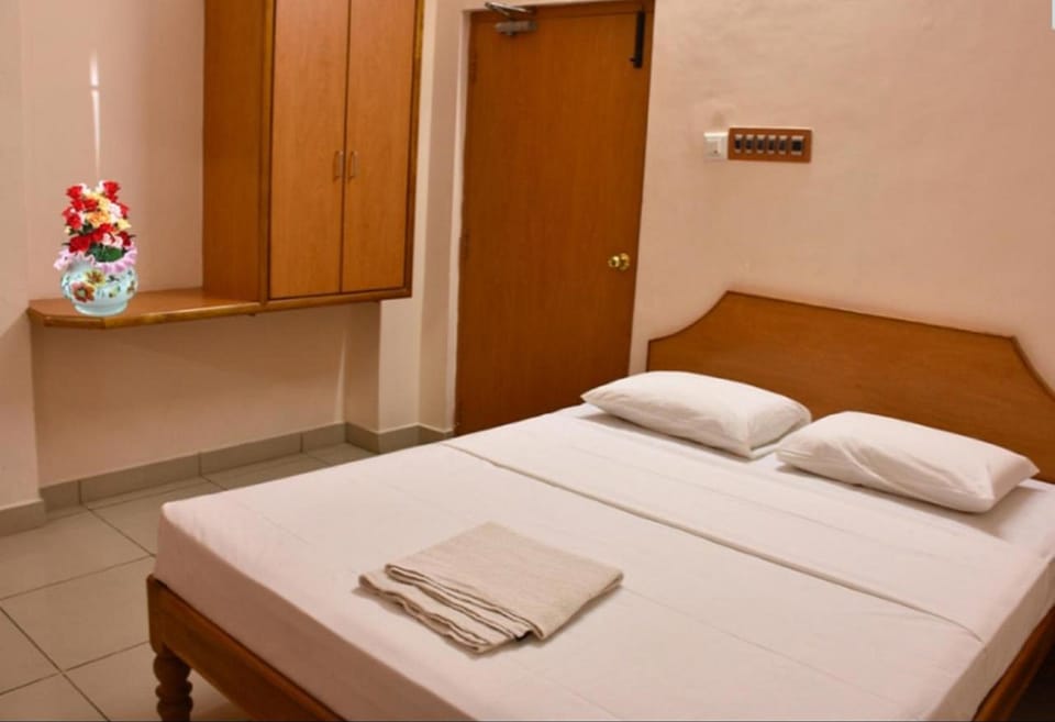 Standard Double Room | Premium bedding, soundproofing, rollaway beds (surcharge), WiFi (free)