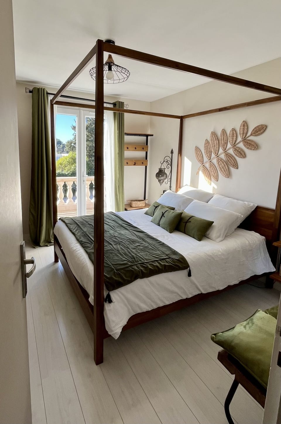 Superior Double Room, Private Bathroom | 1 bedroom