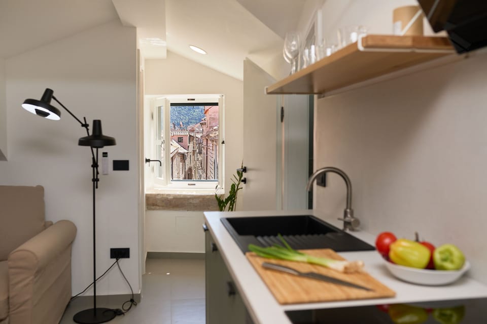 Deluxe Studio (Zagabria) | Private kitchen | Espresso maker, coffee/tea maker, electric kettle