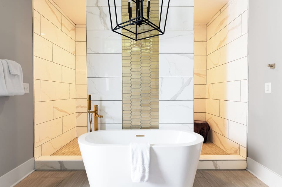 Soaking tub in master bath