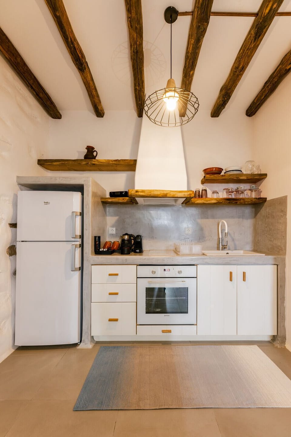 Villa with Outdoor Hot Tub & Private Pool | Private kitchen | Espresso maker, coffee/tea maker, electric kettle, highchair