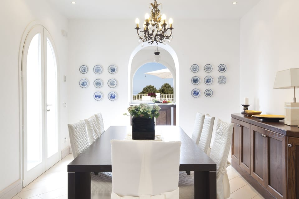 Luxury Villa | Dining room