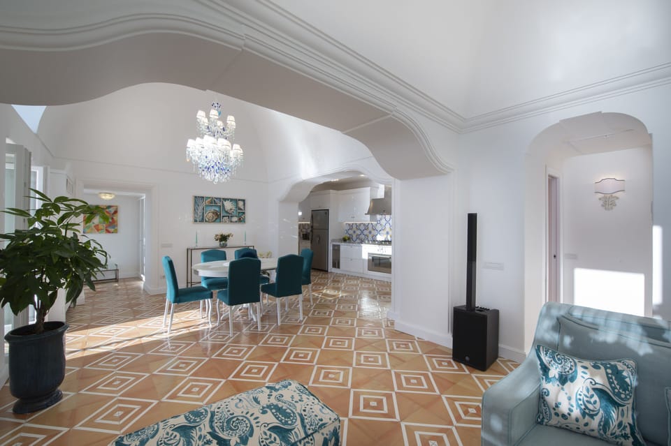 Luxury Villa | Living area | 50-inch flat-screen TV with satellite channels, TV, Netflix