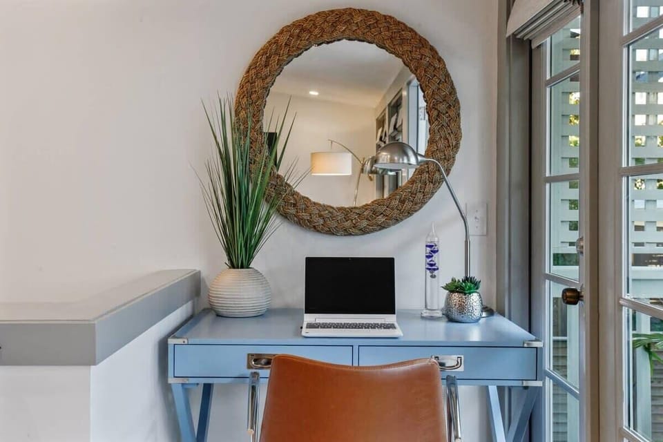 Open Concept Living Room | Built-In Desk | Natural Light | Second Floor