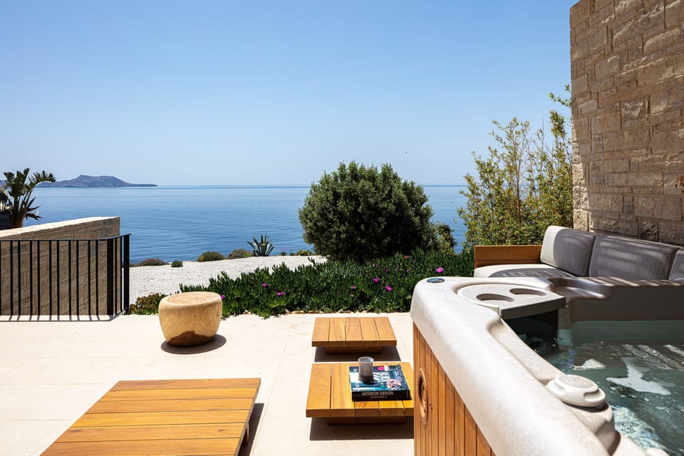 A private, 4 seater hot tub and outdoor shower are also available!