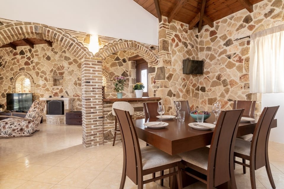 Villa La Isla with Private Pool