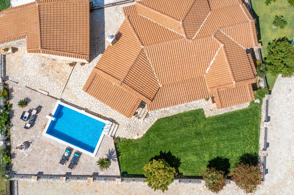 Villa La Isla with Private Pool