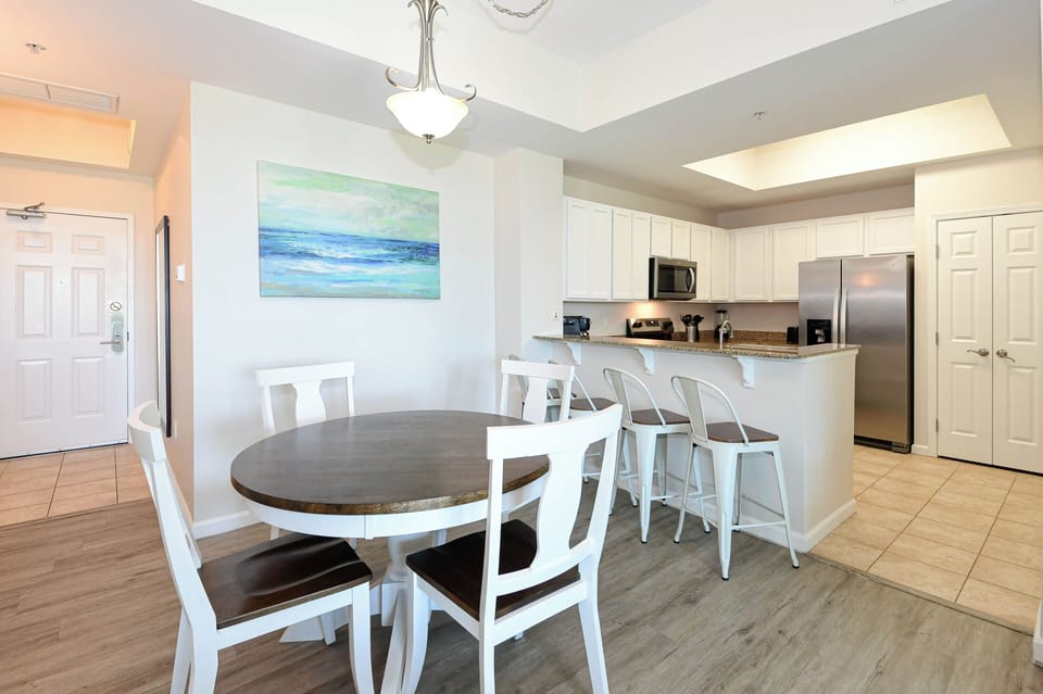 The Palms of Destin 1116 - Dining Area