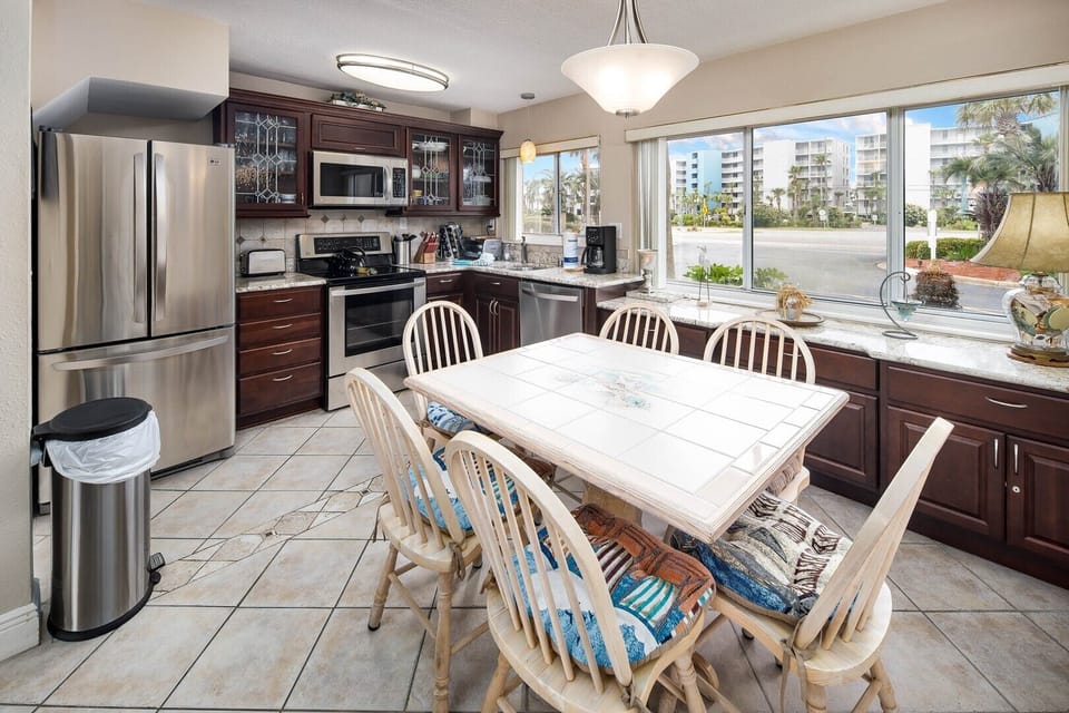 Dining Room and Kitchen