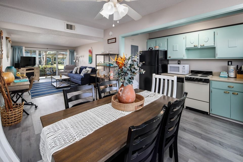 Dining Room and Kitchen