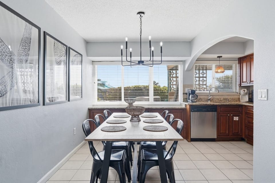 Dining Room and Kitchen